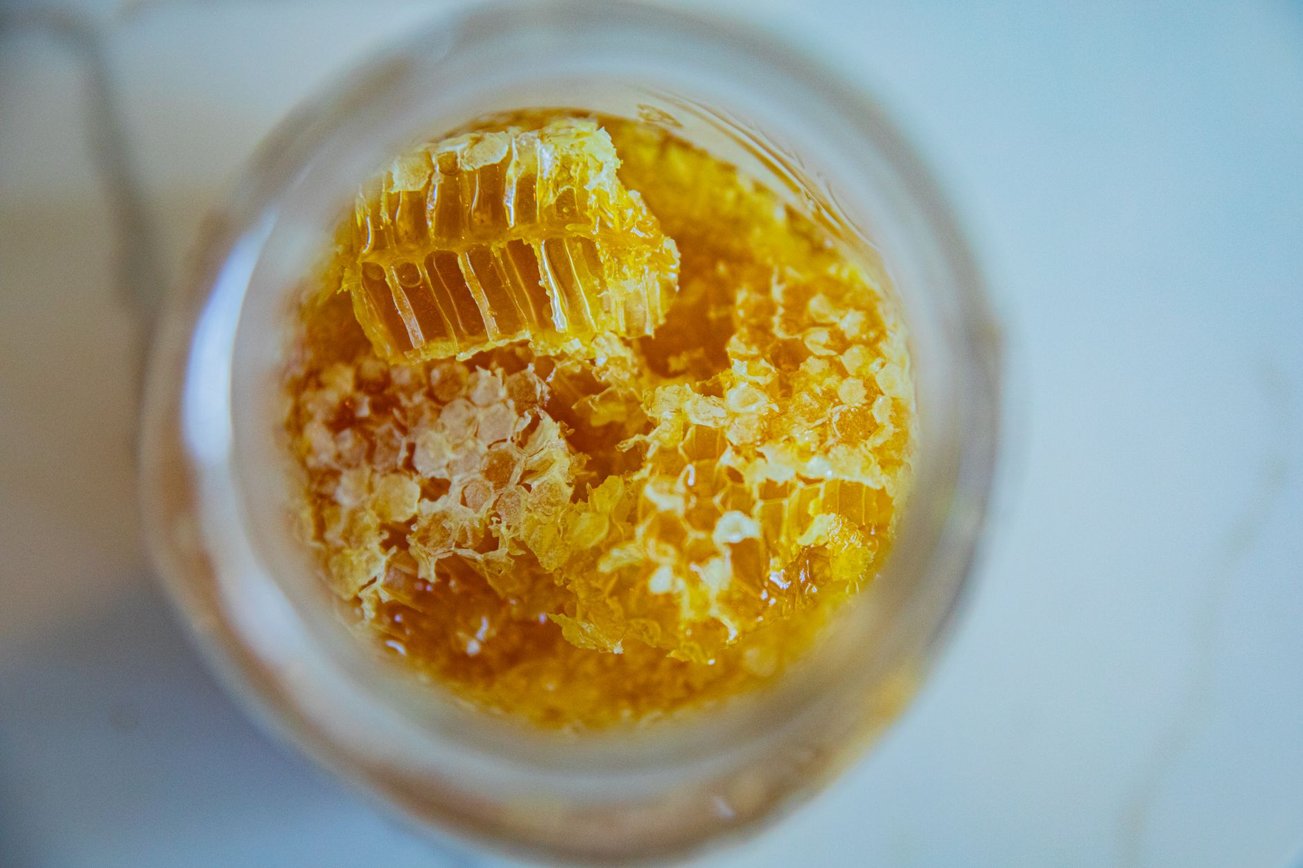 Honey on Wounds: What the Chemistry Actually Explains